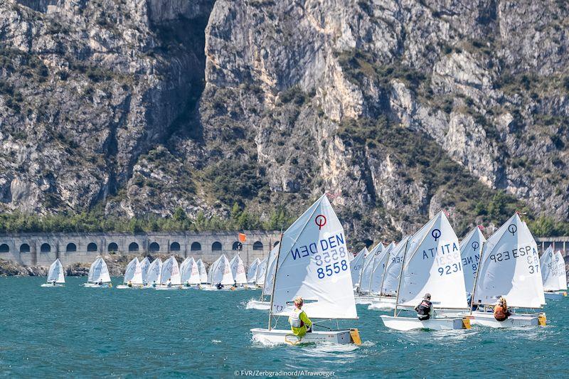 38th Lake Garda Optimist Meeting day 1 photo copyright Zerogradinord / A Trawoeger taken at Fraglia Vela Riva and featuring the Optimist class