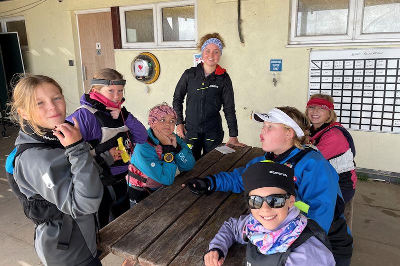 Julia Staite coaching at the Optimist Junior Girls Training at Burghfield - photo © BSC