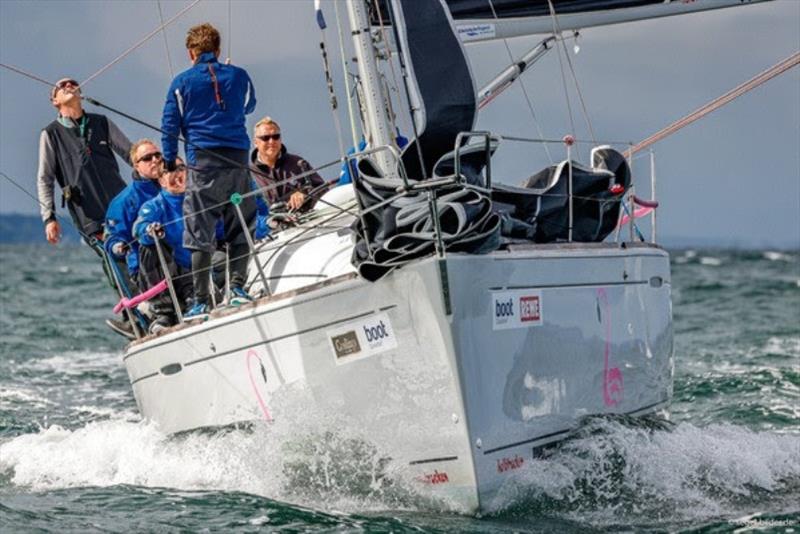 In the ORC III/IV class, the 'Halbtrocken' by Knut Freudenberg (Flensburg) chases the defending champion 'Immac Fram' (Mares). - photo © www.segel-bilder.de