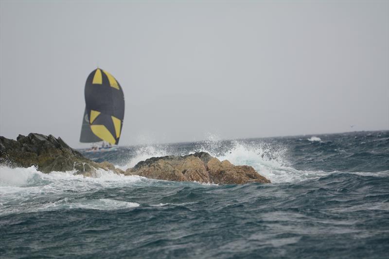 Rounding therocks at STIR - photo © Image courtesy of the St. Thomas International Regatta