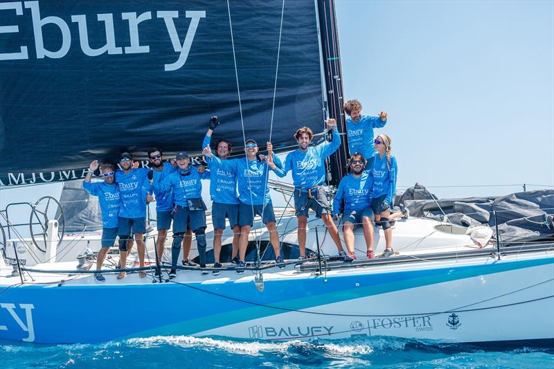The team after winning the last test, upon arrival at the Alicante club - Tabarca Vela Alicante Trophy - photo © AC_est