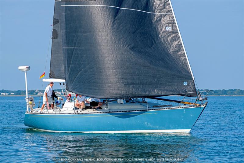 VENONA Trophy winner Caneel take on Edgartown Race Weekend's 2025 'Round-the-Island Race - photo © Miste Photography