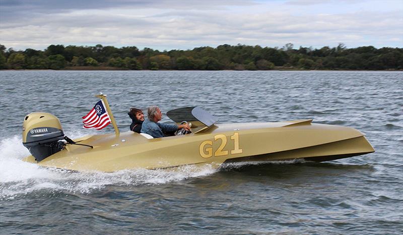 Golden 21 during further testing - photo © Speeddream.org