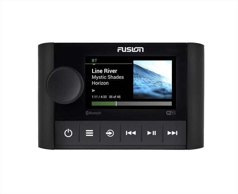 FUSION® Apollo SRX 400  - photo © Andrew Golden