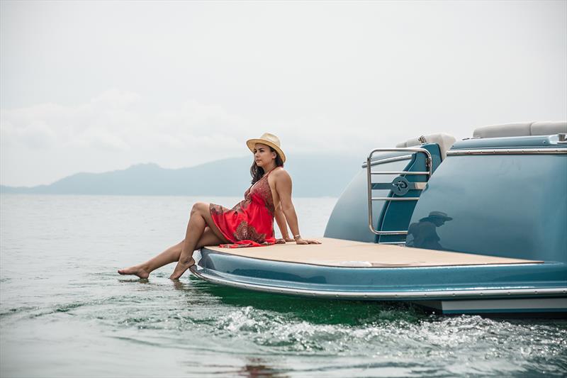 Palm Beach GT50 Express - photo © Sand People