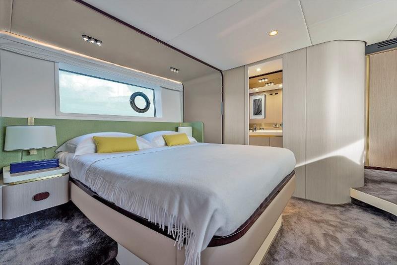 Azimut 60 Master Cabin - photo © Azimut Yachts