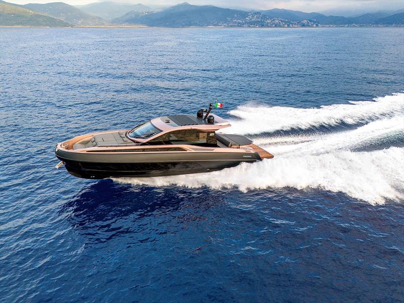 Rebel 50 G - photo © Sacs Tecnorib