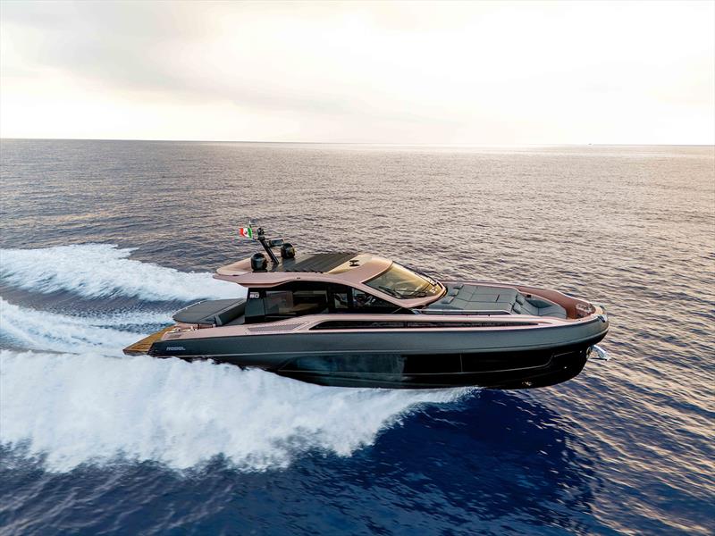 Rebel 50 G - photo © Sacs Tecnorib