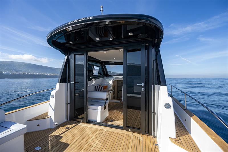 Gozzo 38 Cabin - photo © Apreamare