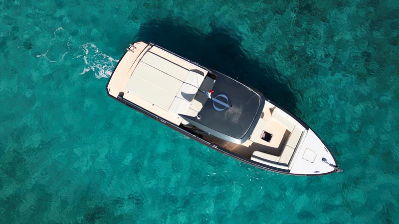 Sunbrella x Ephyra marine lifestyle - photo © Yohan Brandt