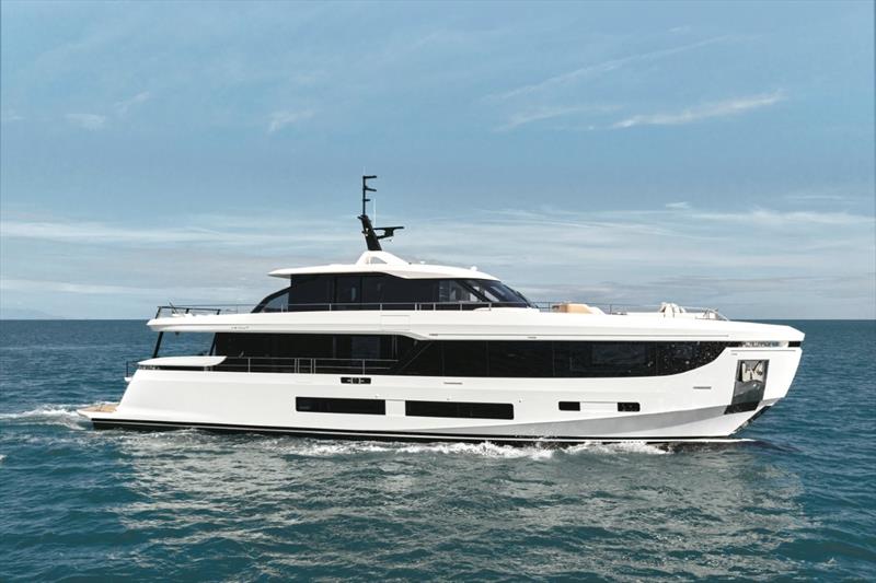 Grande 30M - photo © Azimut Yachts