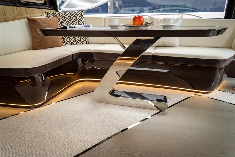 Lexus LY680 -  Salon Table L-finesse Design - photo © Horizon Yachts