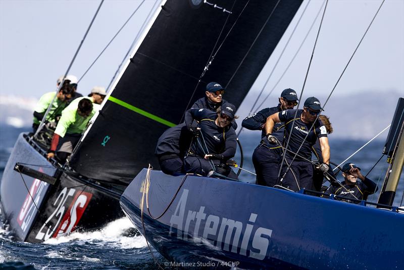 Artemis Racing leads Team Aqua into the top mark - Final Day - 44Cup World Championship 2019 photo copyright Pedro Martinez / Martinez Studio taken at  and featuring the RC44 class