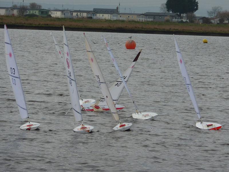 Medway RC Laser Club Winter Series week 5 - photo © Fiona Blair