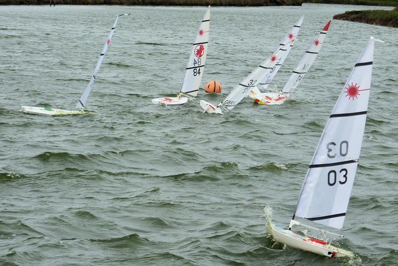 Medway RC Laser Club Winter Series day 9 - photo © Fiona Blair