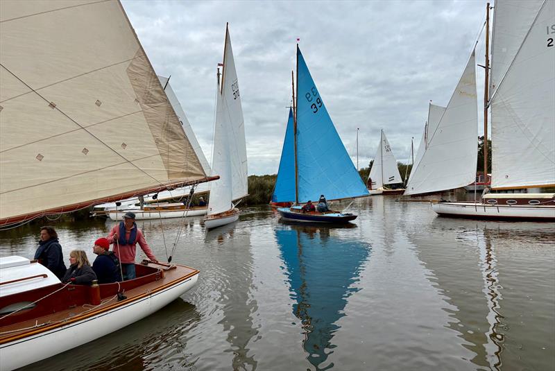 Autumn Passage Race at Horning - photo © Holly Hancock