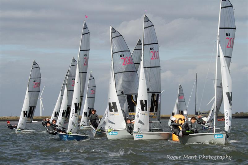 Close racing throughout on day 1 of the 2017 Endeavour Trophy photo copyright Roger Mant Photography taken at Royal Corinthian Yacht Club, Burnham and featuring the RS200 class