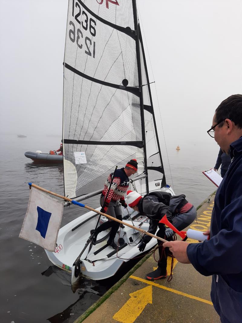 Casting off during the Hunt Cup 2021 at Lymington Town Sailing Club photo copyright Richard Russell, Sue Markham & Abbey Knightly-Hanson taken at Lymington Town Sailing Club and featuring the RS400 class