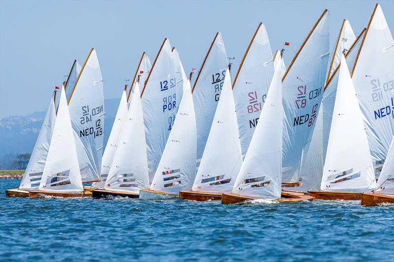 Start of the first race - Sharpie European Championship in Torreira, Portugal photo copyright Helder Jose Marques Caixinha / linktr.ee/hlittlebox taken at  and featuring the Sharpie class