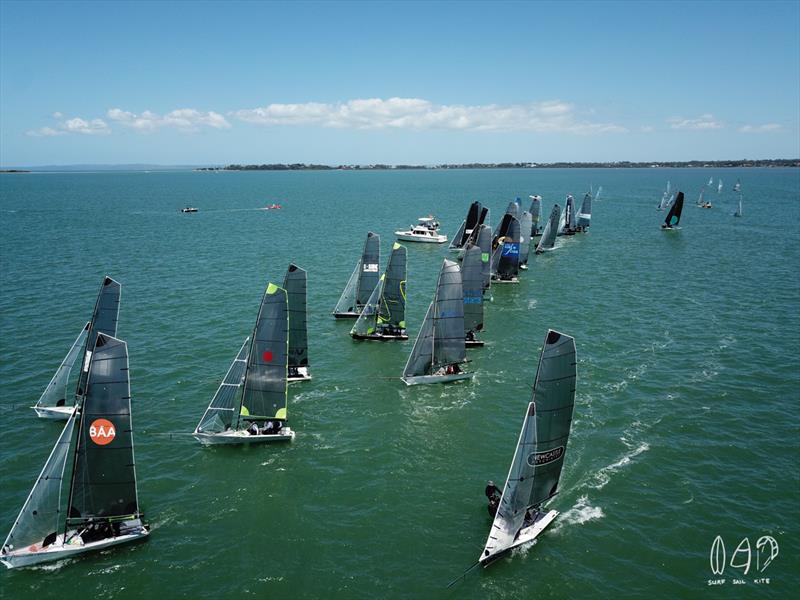 Startline for race 3 photo copyright Mitchell Pearson / SurfSailKite taken at Darling Point Sailing Squadron and featuring the 16ft Skiff class