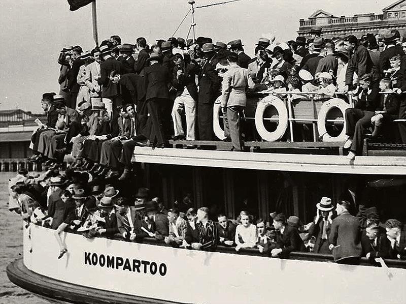 18 Footer Spectator Ferry Koompartoo in 1938 photo copyright Archive taken at Australian 18 Footers League and featuring the 18ft Skiff class