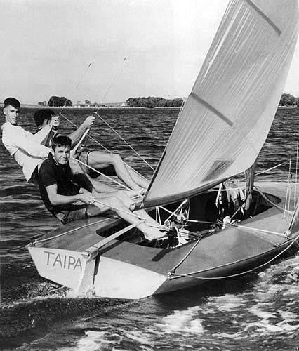 Bob Miller (Ben Lexen)'s Taipan photo copyright Carl Ryves taken at  and featuring the 18ft Skiff class