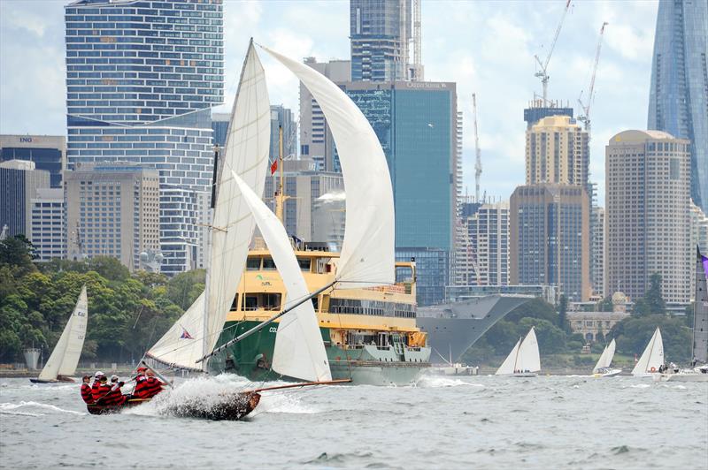 Yendys hard reaching down first run during race 2 of the 2022 Historical 18 Footer Australian Championship - photo © Bruce Kerridge