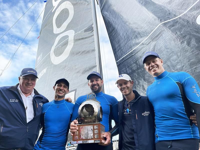 JJ Giltinan champion Andoo team with Iain Murray and John Winning Jr - 2021-22 League 18 Footer Season - photo © Frank Quealey