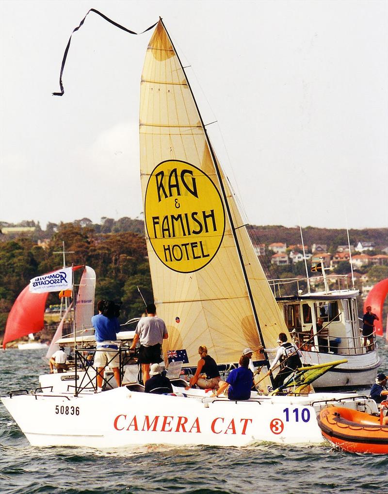 The Rag and Famish Hotel team receive the blue ribbon for winning the 2001 JJ Giltinan Championship - photo © Frank Quealey