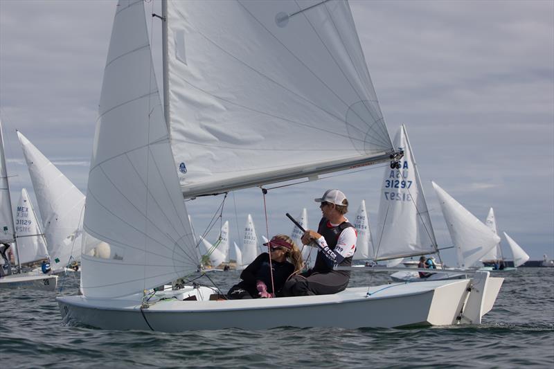 Snipe Western Hemisphere & Orient Championship day 5 photo copyright Matias Capizzano taken at Cottage Park Yacht Club and featuring the Snipe class