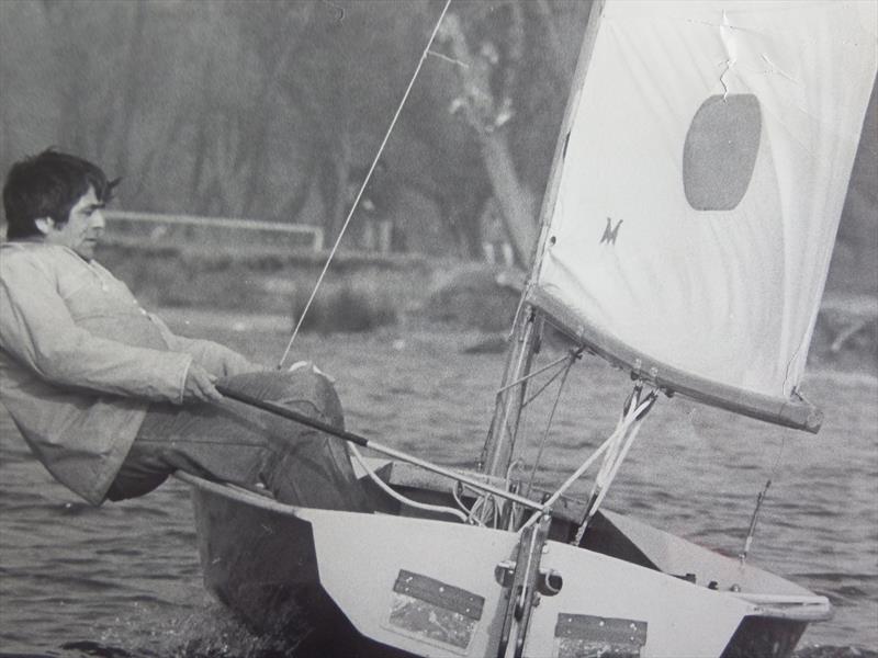 Bill Loy Snr sailing his beloved Jack Holt Solo 186 'Free' at Reading SC in 1974 - photo © Brian Frost