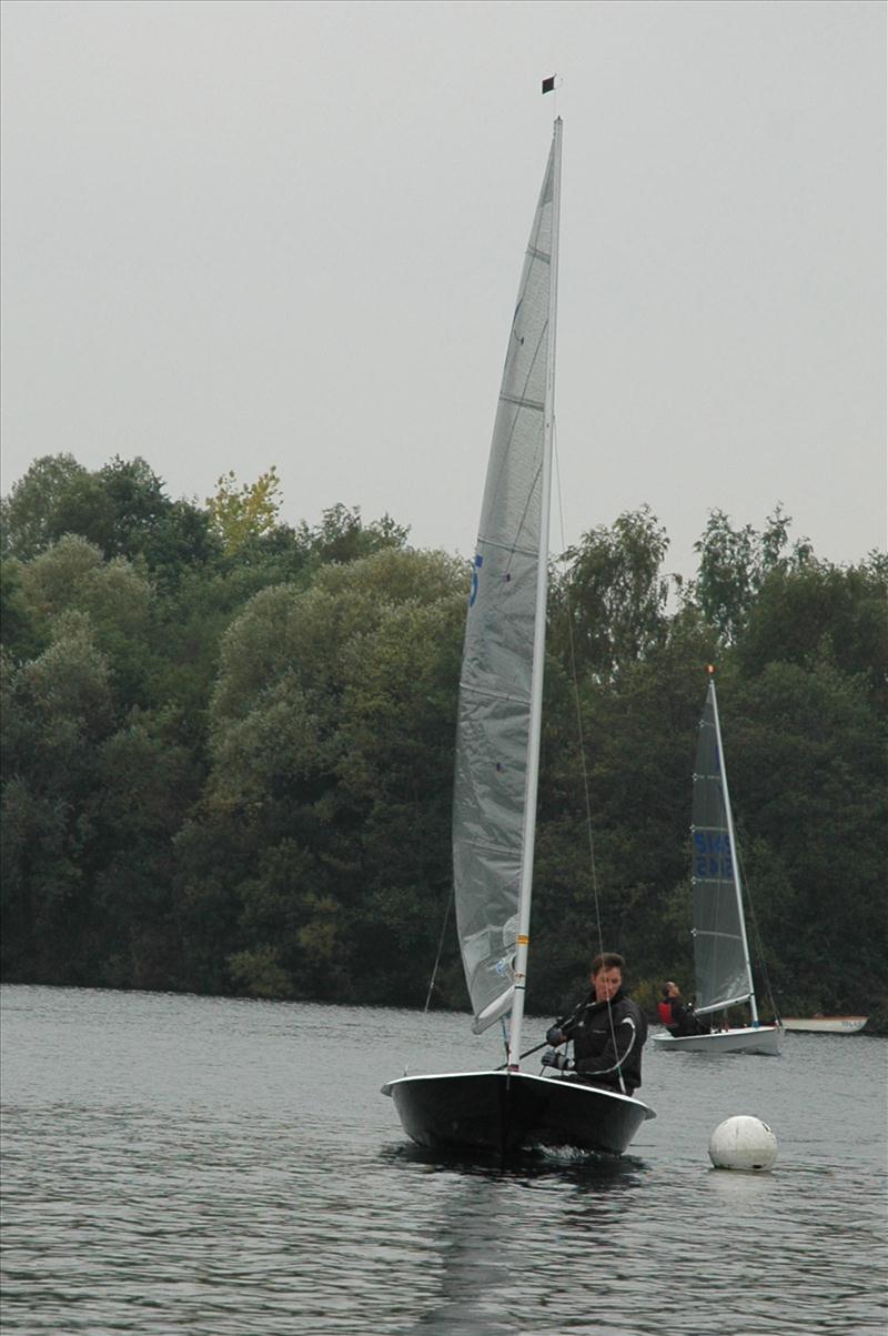 Solos at Kingsmead photo copyright Rob Fairhurst taken at Kingsmead Sailing Club and featuring the Solo class