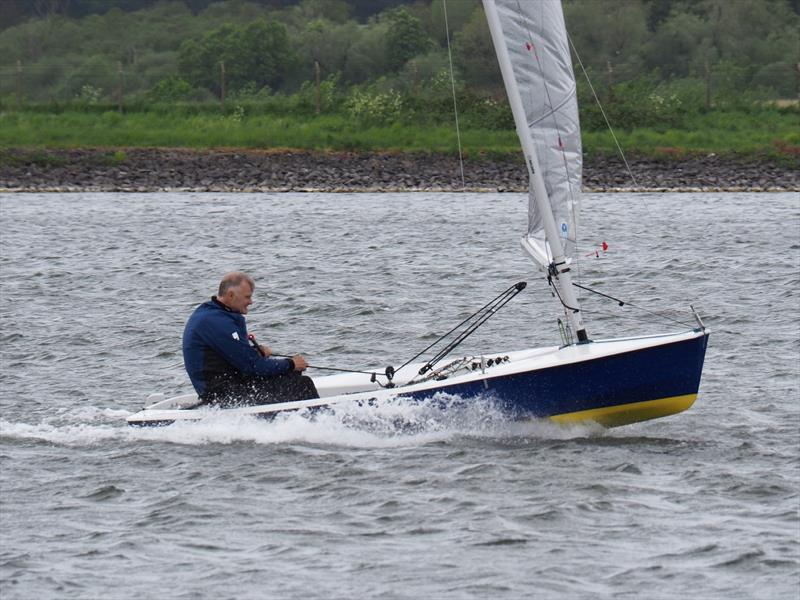 2nd placed Ted Garner, Solo in the Border Counties Midweek Sailing at Shotwick Lake - photo © John Nield
