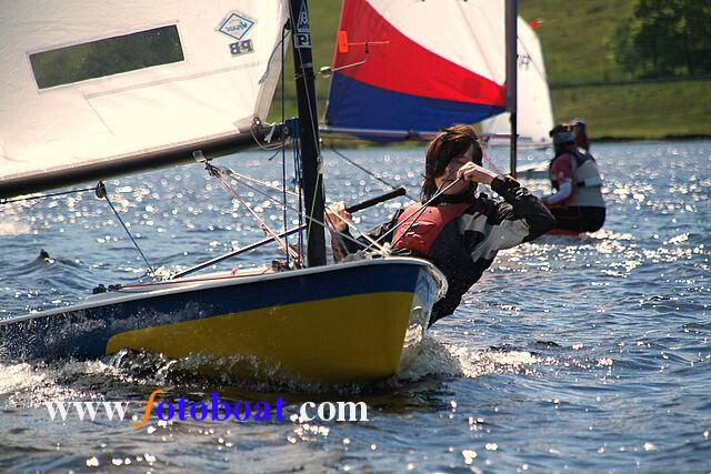 Wind & sun for the Derbyshire Youth Sailing event at Errwood SC photo copyright Mike Shaw / www.fotoboat.com taken at Errwood Sailing Club and featuring the Splash class