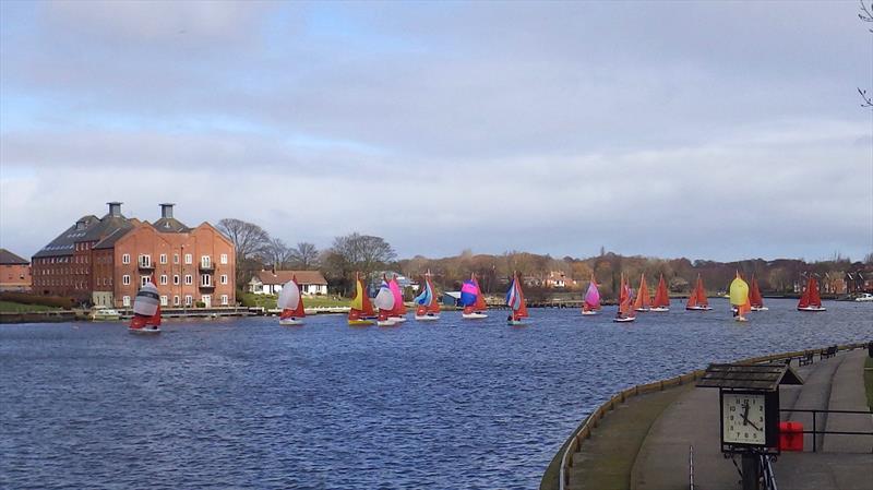 Squibs at Oulton Broad - photo © Ben Falat