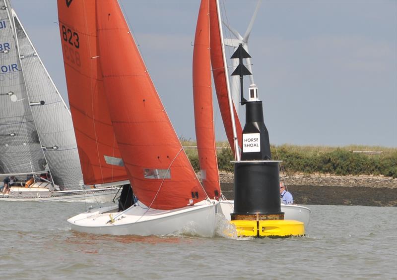 Humphrey getting ahead of Brutus on day 7 of Burnham Week photo copyright Alan Hanna taken at Royal Corinthian Yacht Club, Burnham and featuring the Squib class