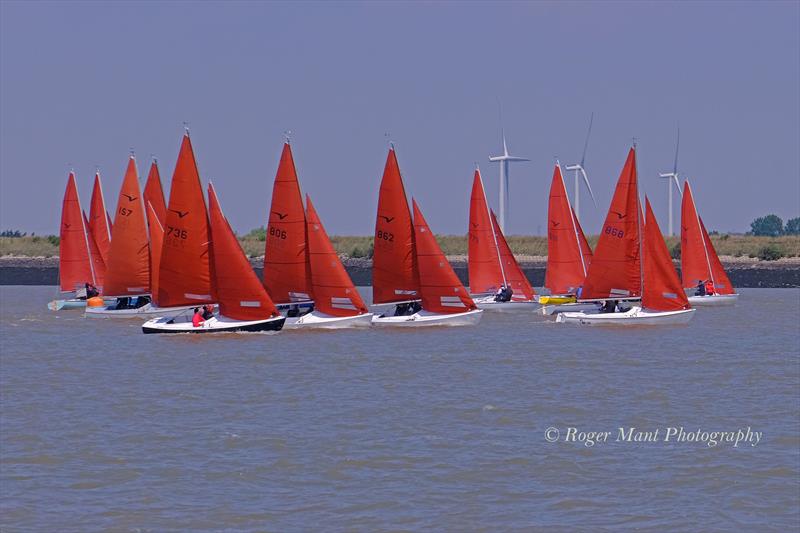 Squibs racing at Burnham - photo © Roger Mant Photography