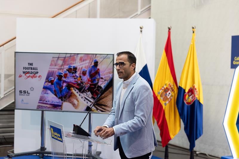 Ángel Sabroso, deputy sports councillor of the Canary Islands Government photo copyright Belfi Aguilar taken at Real Federación Canaria de Vela and featuring the SSL47 class