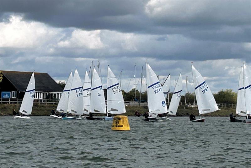 Streaker HD Sails Southern Paddle Series at Up River YC - race 2 start - photo © Helen Rees