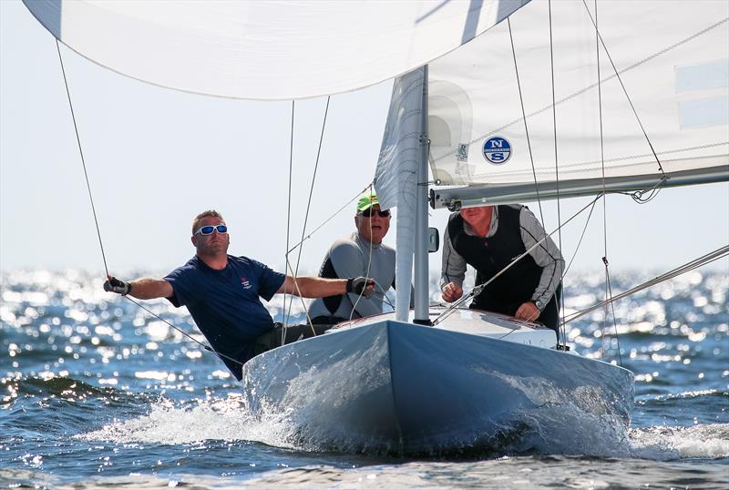 African Queen and Provezza Dragon choose the Evolution mast for the Dragon Gold Cup - photo © Elena Razina