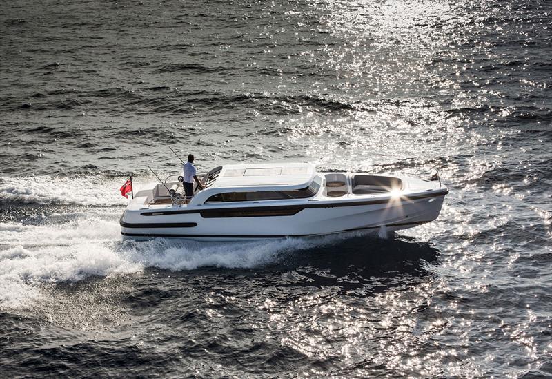 Pascoe SL Limousine sistership photo copyright Pascoe International/Mark Lloyd taken at  and featuring the Superyacht class