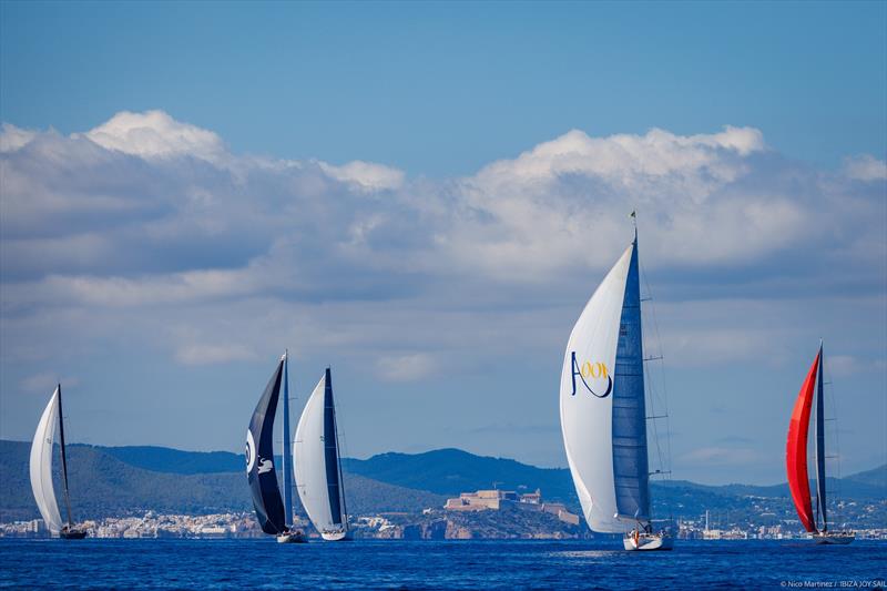 Ibiza JoySail Day 3: Alarife 100 in the foreground with the rest of the Superyachts in the middle of the dive - photo © Nico Martínez