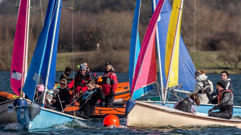 Close attention from the umpires at a tight mark rounding at the Nottingham Snakebite 2014 - photo © David Eberlin