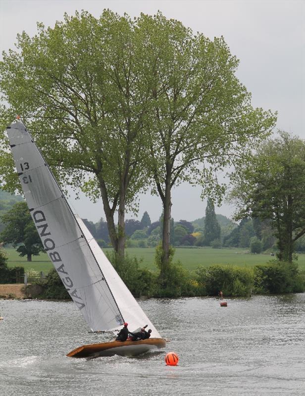 Queen's Cup winners Vagabond rounding on the last lap at Bourne End Week photo copyright Debbie Kite taken at Upper Thames Sailing Club and featuring the Thames A Rater class