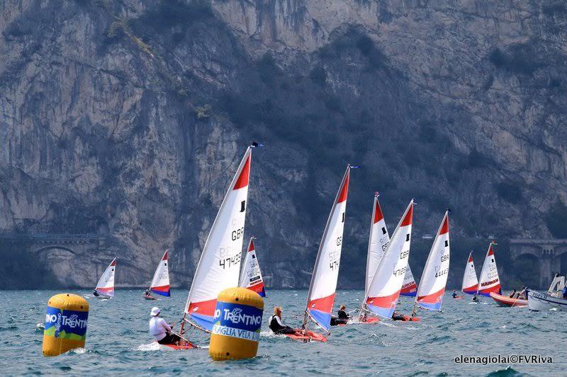 Day 5 at the Topper World Championships 2015 photo copyright Elena Giolai / Fraglia Vela Riva taken at Fraglia Vela Riva and featuring the Topper class