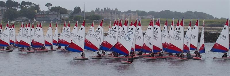 Toppers leave the beach during the Topper Nationals at East Lothian - photo © Derek Braid