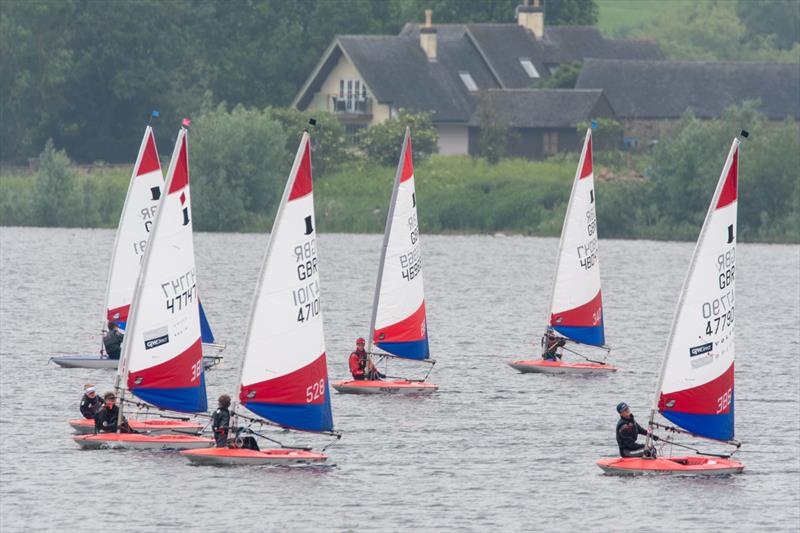 Jude Singleton leads the fleet towards mark 1 during the Midland Topper Traveller at Staunton Harold photo copyright Iain Ferguson taken at Staunton Harold Sailing Club and featuring the Topper class