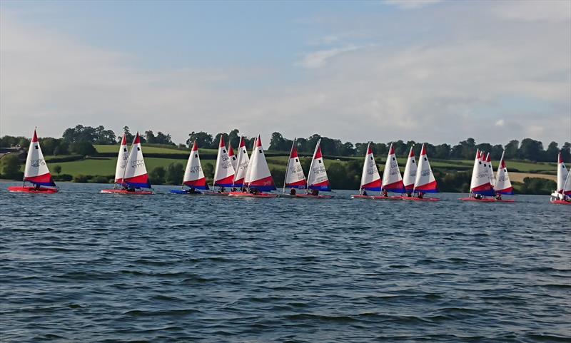 Midlands Topper Traveller Round 1 at Staunton Harold - photo © Martin Gunn