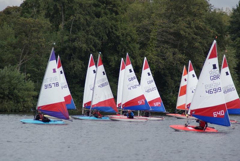 Rooster London & South Topper Traveller at Chipstead photo copyright Ian Cobb taken at Chipstead Sailing Club and featuring the Topper class