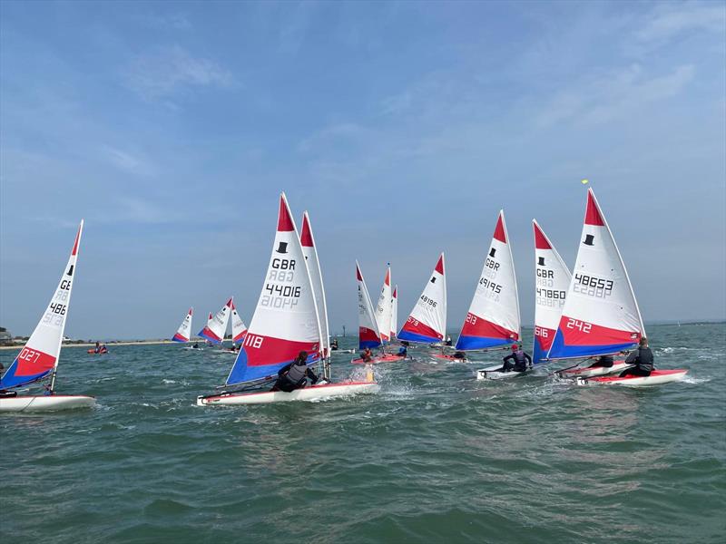 Upwind Strategies against the tide and mark rounding  during the Topper Coaching at Hayling Island - photo © Tim Matthews